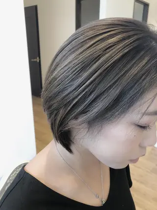 ショート カラー 奈良市／尼ヶ辻 谷川和也のヘアスタイル