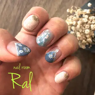 ネイル 山本 友理のネイルデザイン