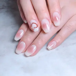 ネイル Eyelash salon mee所属・小船 莉穂のネイルデザイン