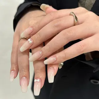 ネイル アンジェリカミッシェル所属・脇 奈々子のネイルデザイン