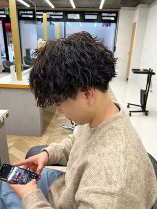 ショート パーマ メンズ 🪐メンズ特化 ヤマクラ タイキのヘアスタイル