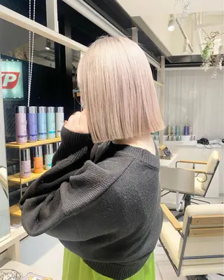 ミディアム デザイン🥇複雑履歴 ハイトーン特化のヘアスタイル