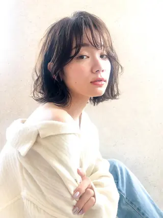 ショート カラー ハイトーン/レイヤー 💜Akaneのヘアスタイル