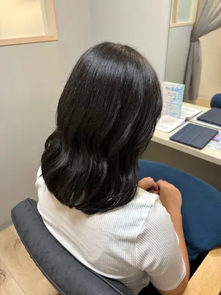セミロング あいり 【金山美容師】のヘアスタイル