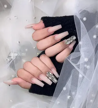 ネイル TIDY M&Mのネイルデザイン