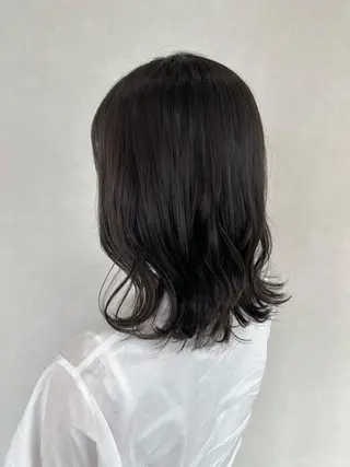 ミディアム ショート/白髪ぼかし 君和田若菜のヘアスタイル