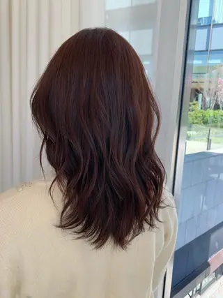 ロング カラー 箭内葉月🌿 フェザーパーマ🌿のヘアスタイル
