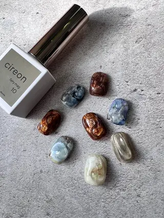 ネイル 金 柚嬉のネイルデザイン