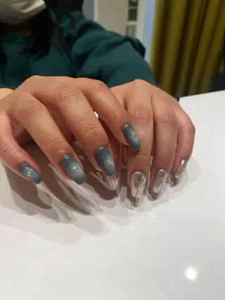 ネイル EARTH coiffure beaute 東松山店所属・町田 杏花のネイルデザイン