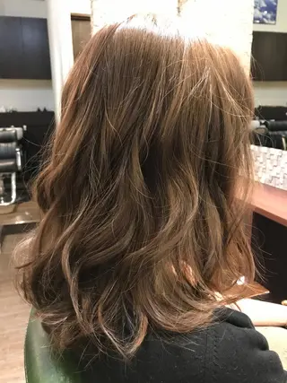 ミディアム 代官山/恵比寿所属・髪質改善/縮毛矯正 専門　代官山/恵比寿のヘアスタイル