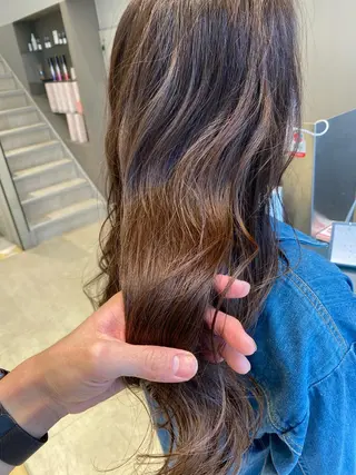 ロング カラー Kou所属・💜髪質改善美髪💜 星野清光のヘアスタイル