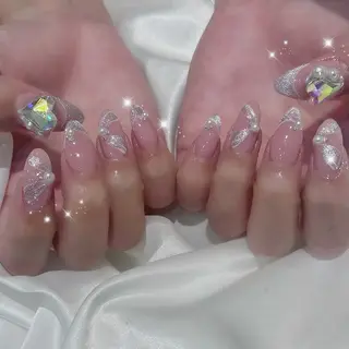 ネイル Kanon 🤍のネイルデザイン