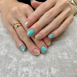 ネイル 大島 玲奈のネイルデザイン