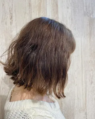 ショート カラー パーマ 大場 優のヘアスタイル