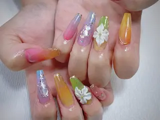 ネイル Rola kira nail salon所属・麗 レイのネイルデザイン