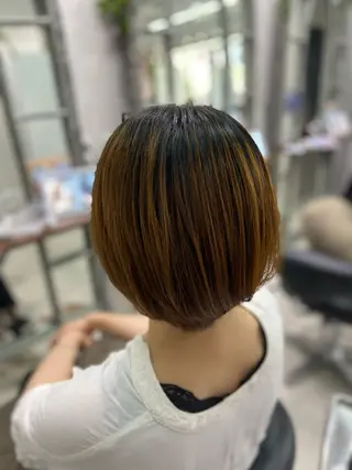 ショート カットパーマ✂️ 小坂田玲亜のヘアスタイル