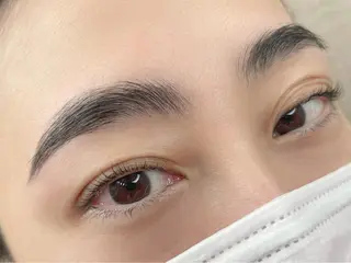 アイブロウ Ranacien所属・Ranacien まつ毛とネイルのマツエク・マツパデザイン