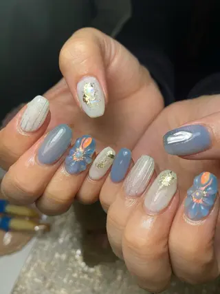 ネイル 艶々の美爪を〜 【リリアーナ】のネイルデザイン