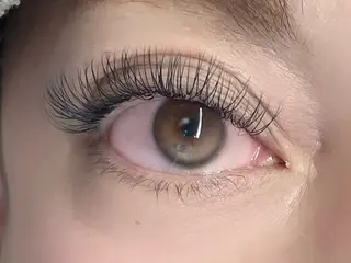 マツエク・マツパ salon de MADE所属・サロンドメイド 𝐚𝐨𝐤𝐢のマツエク・マツパデザイン