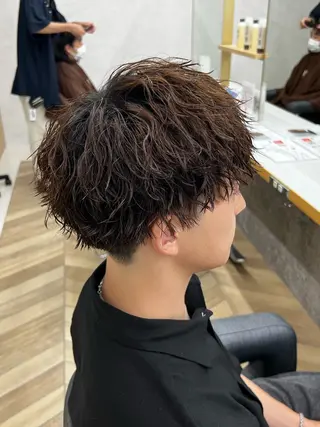 ミディアム パーマ メンズ 🪐メンズ特化 ヤマクラ タイキのヘアスタイル