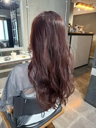 ロング LeAng所属・佐伯 桃のヘアスタイル