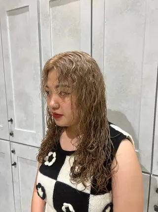 カラー DEAN名駅店所属・DEAN/MIRAI スタイリストのヘアスタイル