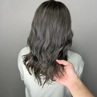 ミディアム パーマ特化美容師 佐藤壮流のヘアスタイル