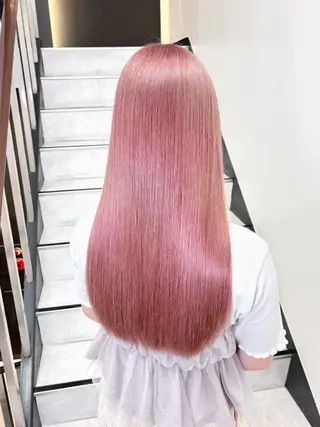 ロング ブリーチ／ ダブルカラー／ＲＹＯのヘアスタイル