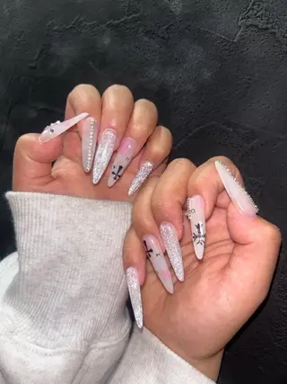 ネイル Naru Kelinailのネイルデザイン