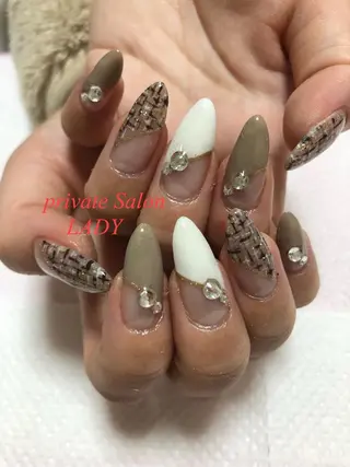 ネイル 桜田 麻菜のネイルデザイン