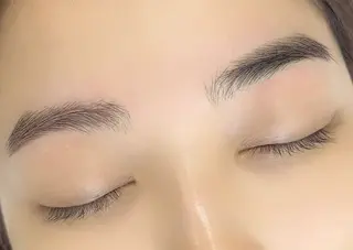 アイブロウ アイブロウサロン Eyepreme渋谷 【眉毛専門店】所属・森山 奈保子の眉毛・アイブロウイメージ