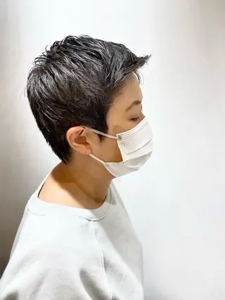 ショート カラー 🐺ウルフ/レイヤー 似合わせ‎🤍沙羅のヘアスタイル