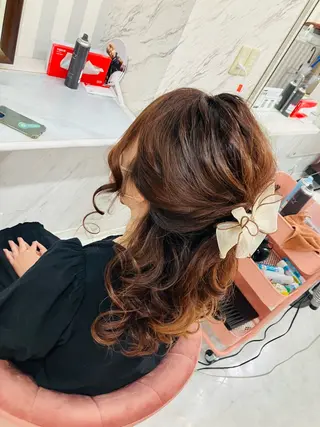 ヘアアレンジ Jill所属・eyelash 大正のエステ・リラクイメージ