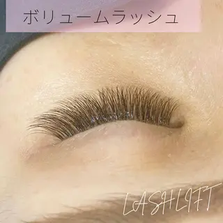 マツエク・マツパ サン美容室所属・サン美容室 ♡の眉毛・アイブロウイメージ