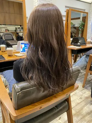 セミロング 栗原 瑞稀のヘアスタイル