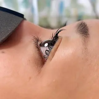 マツエク・マツパ HANAFUSA YURIKAのマツエク・マツパデザイン