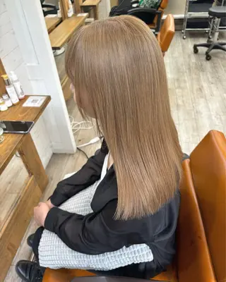 セミロング カラー 広島/わかな/ヘア セット/オリーブのヘアスタイル