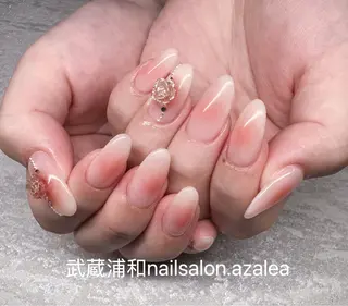 ネイル R inのネイルデザイン