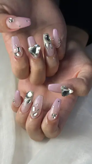 ネイル うにゃねいる🌷 Mayaのネイルデザイン