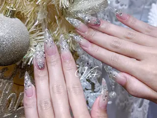ネイル Nailsalon Vi+ももか🩷のネイルデザイン