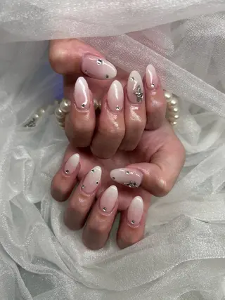 ネイル 加藤 楓子のネイルデザイン