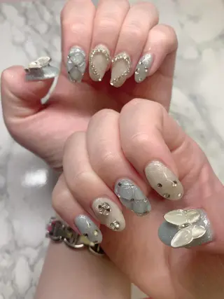 ネイル はな💎ネイル ワンホン、長さ出しのネイルデザイン