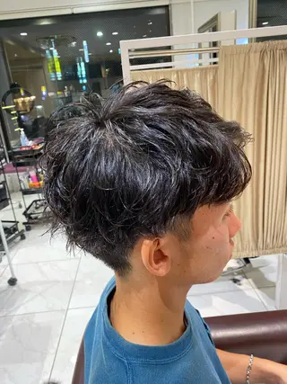 パーマ メンズ 佐々木 拓海のヘアスタイル