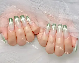 ネイル Salon de Minuit🦩のネイルデザイン