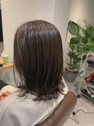 ミディアム MIA 菅原のヘアスタイル
