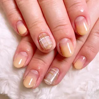 ネイル The Best Beauty受付担当のヘアスタイル