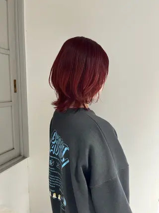 ミディアム 小谷野 真優のヘアスタイル