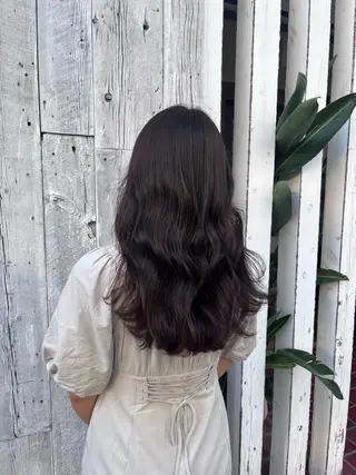ロング 角田 満帆のヘアスタイル