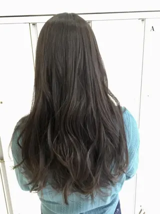 ロング カラー Ash 山田 勇太のヘアスタイル