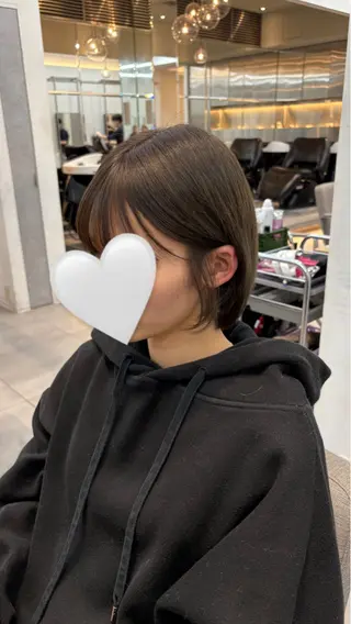 ショート カラー nok所属・レイヤー/ベージュ/ どますず🌺のヘアスタイル